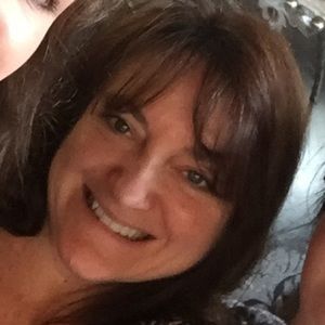 Meet your Posher, Mia